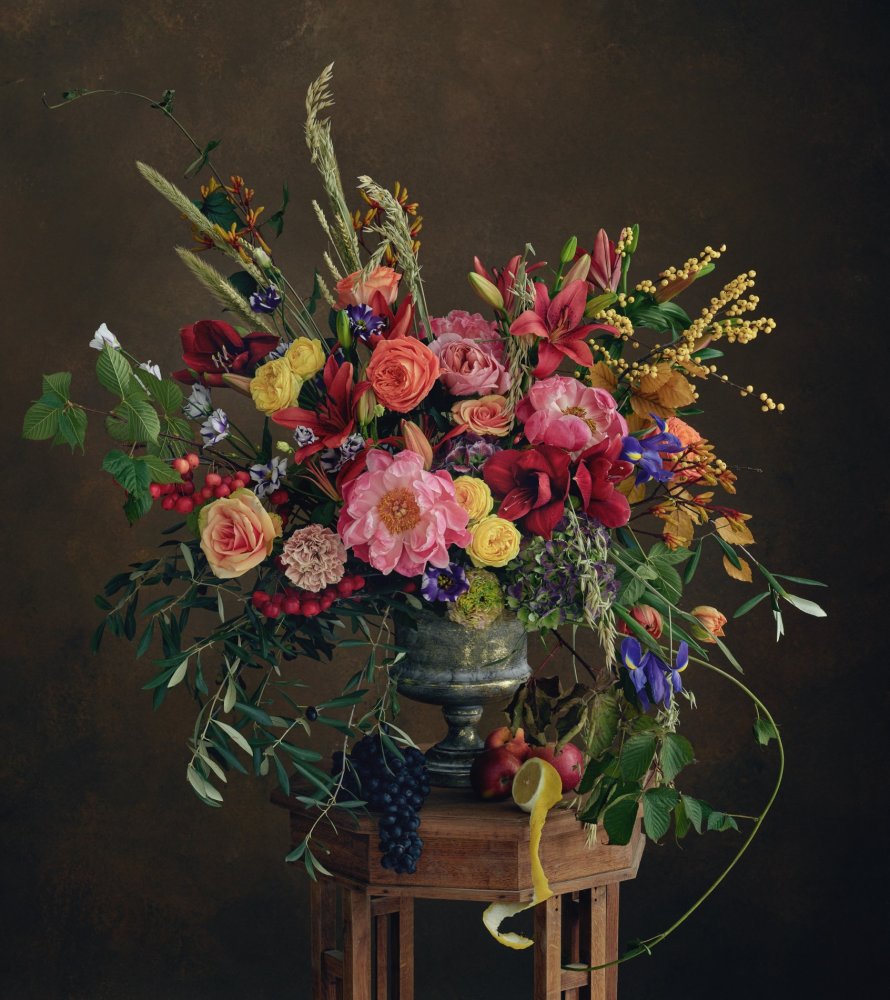 Купить коллекция «сентябрь». шикарная цветочная композиция в вазе №642342600 руб, Амариллис