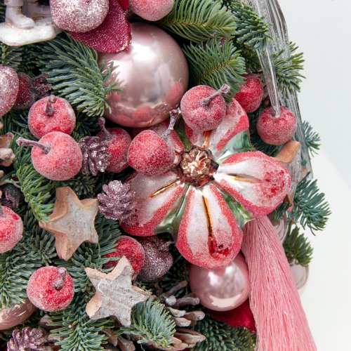 Новогодняя лка розовая из живых веток, Коллекция декабрь
